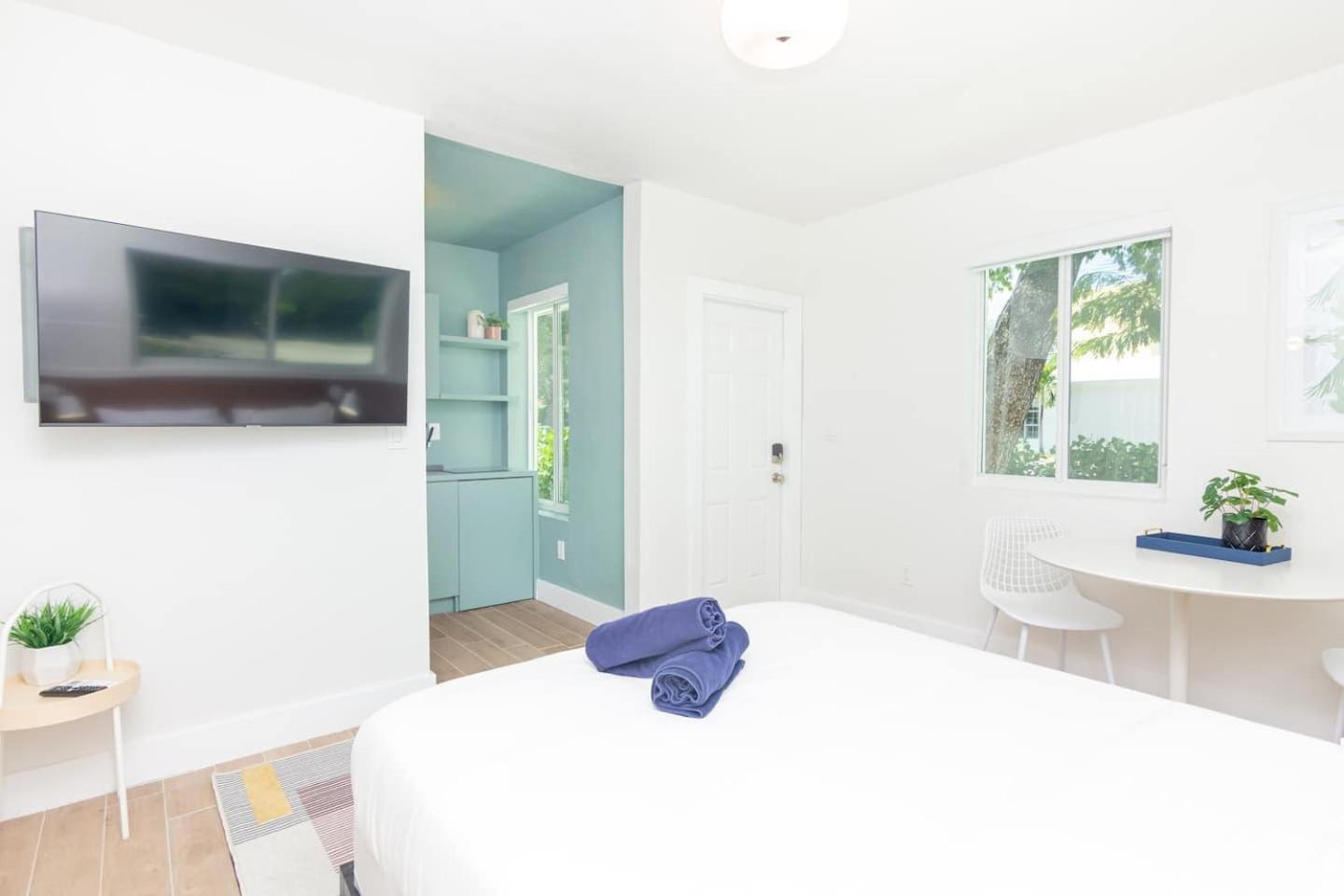 Newly Renovated Stylish Studio In El Portal #2 Miami Exterior photo