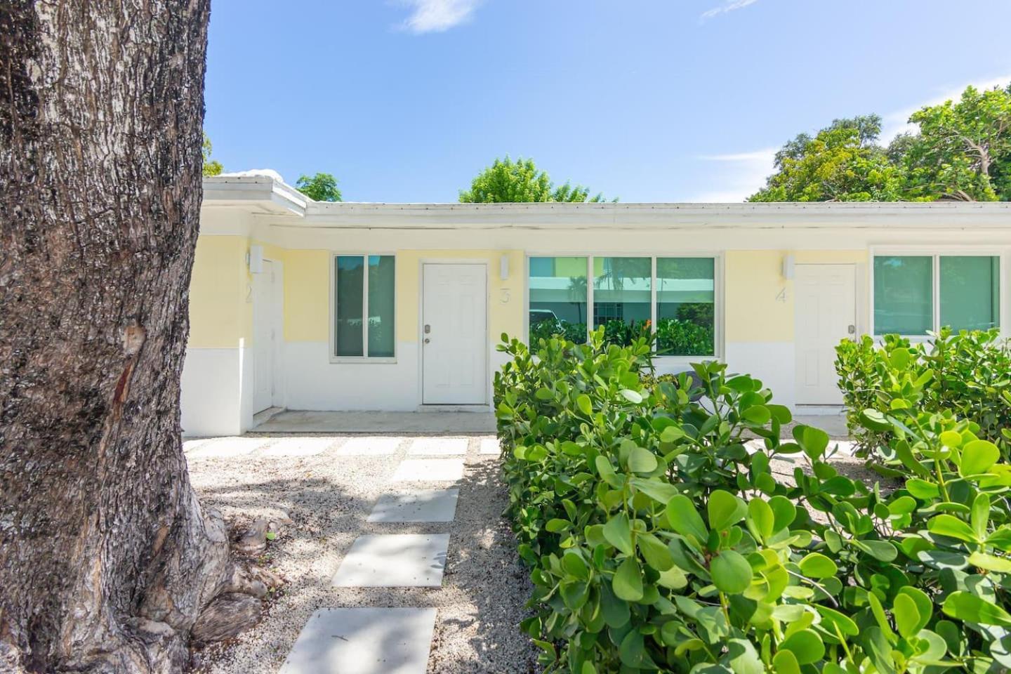 Newly Renovated Stylish Studio In El Portal #2 Miami Exterior photo